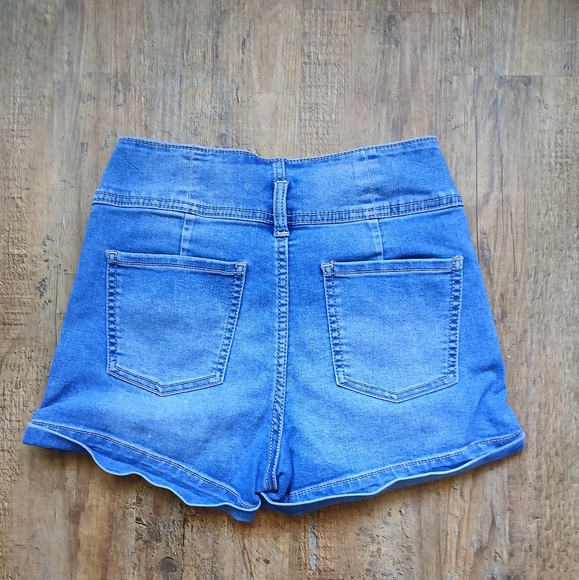 No Boundaries Blue Jean Shorts Size 5 - Picture 4 of 4